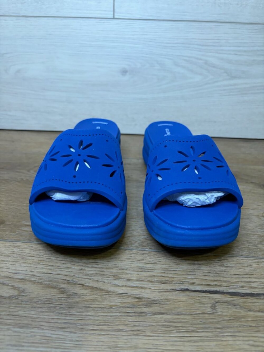 Clarks Cloudsteppers Brinkley Floral Blue Sandals Size 6M NWT